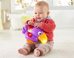 Fisher-Price Rainforest odnímatelný tukan